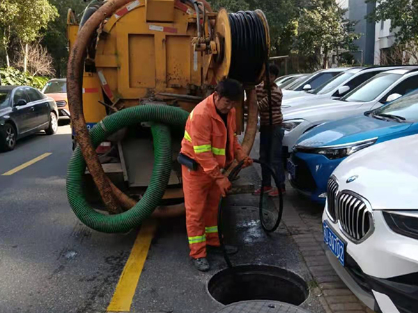 营根镇排污管道清淤